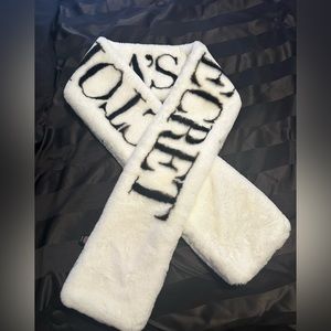 Victoria’s Secret scarf